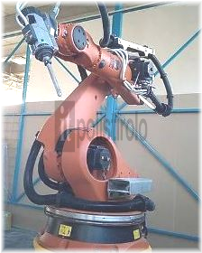Immagine raffigurante la stazione Robot-Scultore in azone della itpolistirolo.it